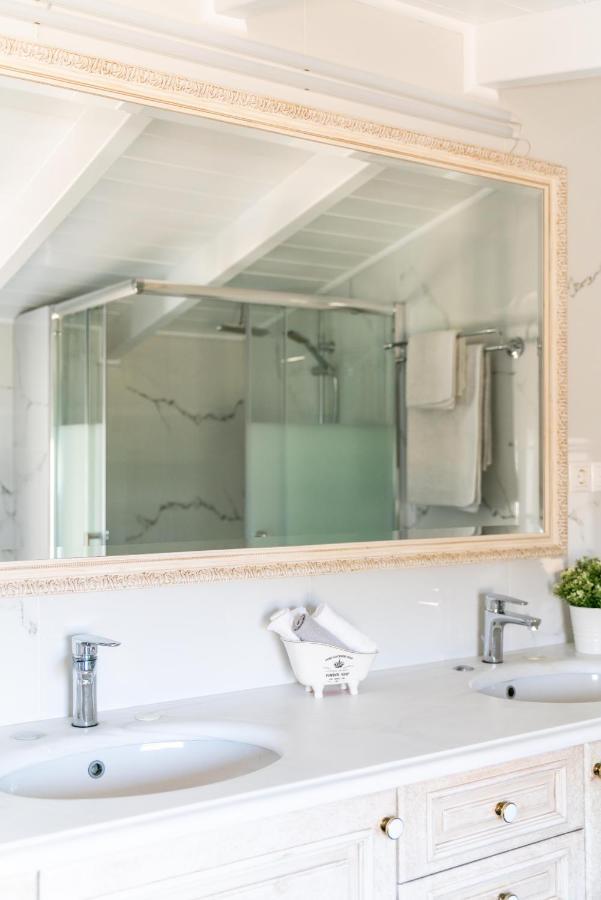 Coastline Maisonette Near Athens Airport And Rafina Port أرتيميدا المظهر الخارجي الصورة