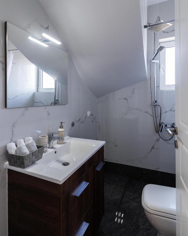 Coastline Maisonette Near Athens Airport And Rafina Port أرتيميدا المظهر الخارجي الصورة
